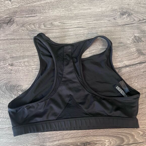 Victoria Secret Sports Bra size Large - Picture 2 of 3
